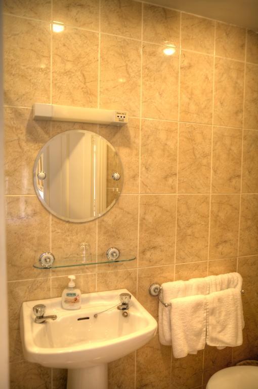 Friars Quarter House Bed & Breakfast Ballinrobe Ruang foto
